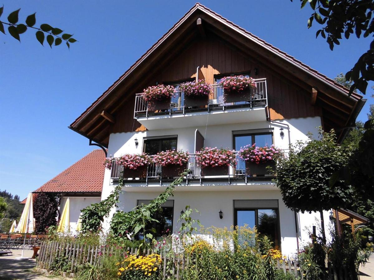 Gasthof Gruener Baum "Kongo" Amtzell Exterior foto